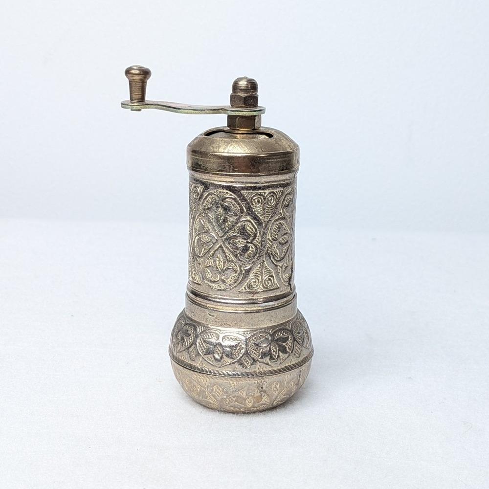 VTG Turkish Brass Metal Spice Handheld Manual Grinder Mill